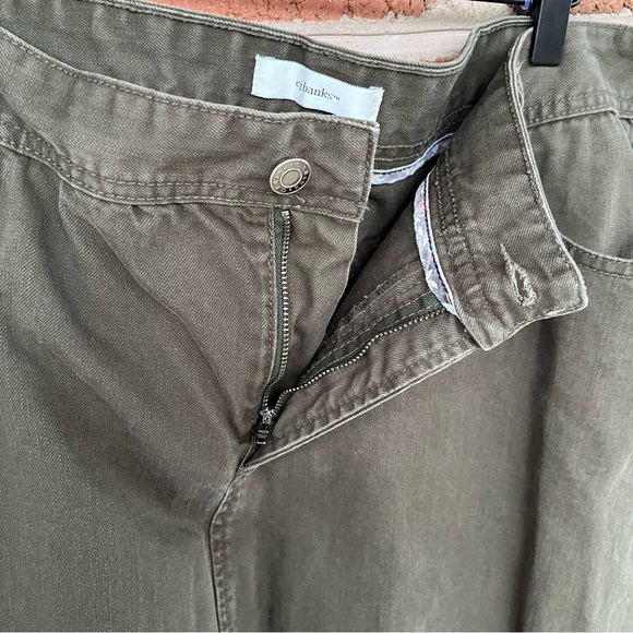 Beautiful and stylish green denim weight skirt. 20 W. CJBanks (only on Poshmark) - Picture 8 of 10